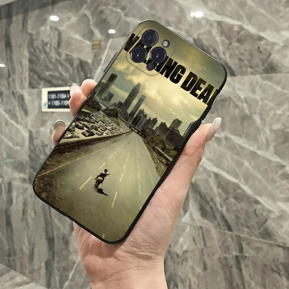 The Walking Dead Phone Case For iPhone 15 14 11 12 13 Mini Pro XS Max Cover 6 7 8 Plus X XR SE 2020 Funda Shell