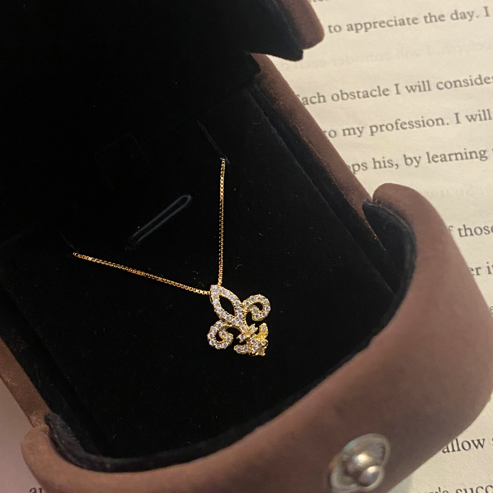 S925 Sterling Silver Crown Moissanite Pendant Necklace for Women Wedding Plated White Gold Diamond Necklaces Fine Jewelry Gifts