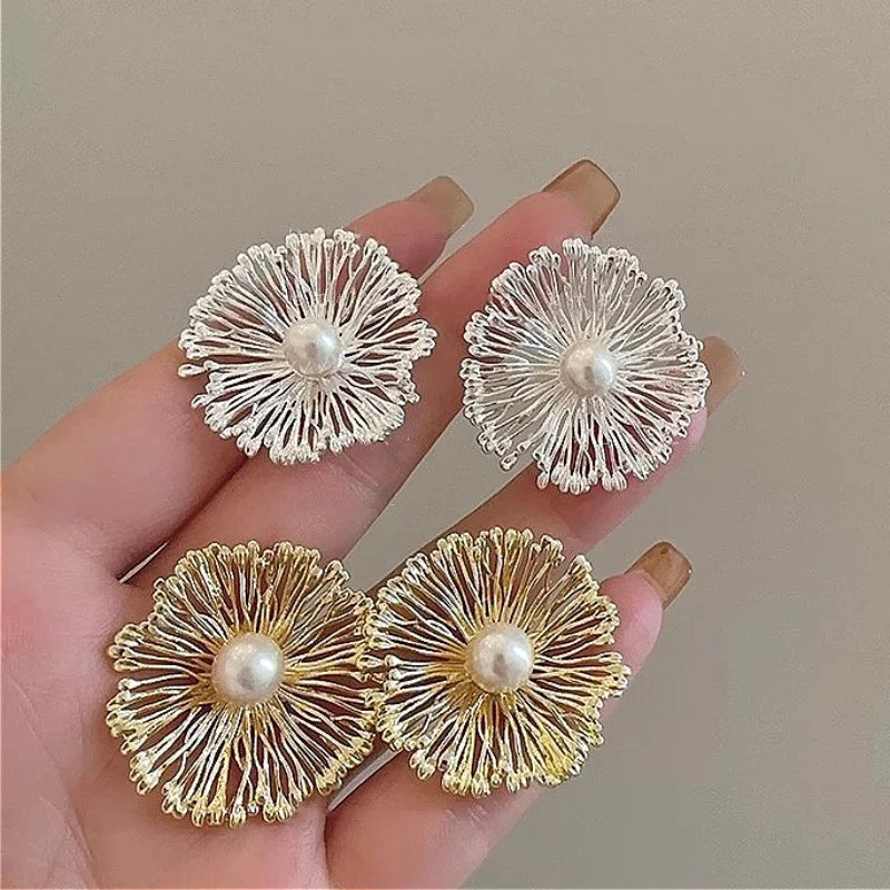 925 Sterling Silver Chic Fireworks Flowers Hollow Pearls Stud Earring for Women Fine Jewelry High Luxury Vintage Accessories