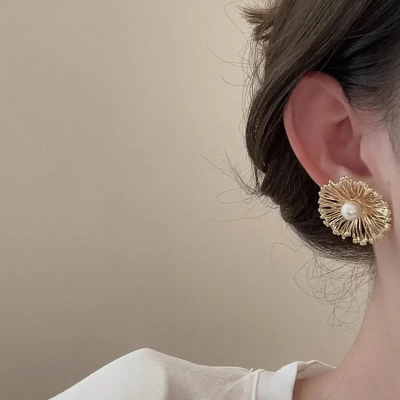 925 Sterling Silver Chic Fireworks Flowers Hollow Pearls Stud Earring for Women Fine Jewelry High Luxury Vintage Accessories