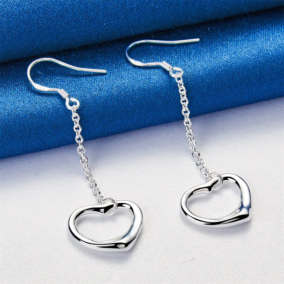 A pair of 925 sterling silver exquisite heart-shaped earrings, women's accessories, engagement gifts, wedding jewelry